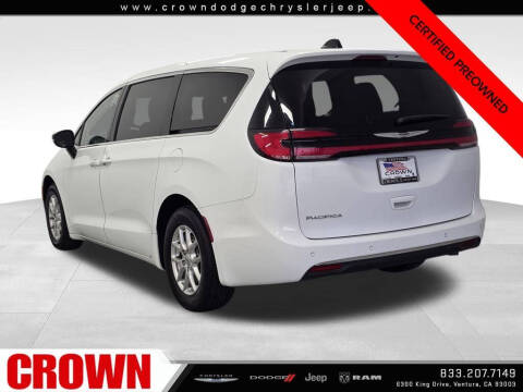 2024 Chrysler Pacifica Touring L