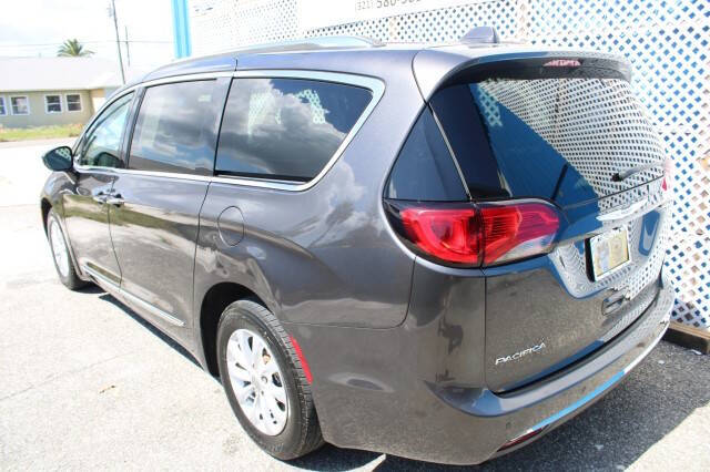 2019 Chrysler Pacifica Touring L