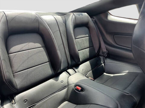 2022 Ford Mustang Mach 1