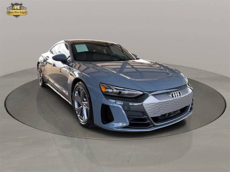 2022 Audi e-tron GT quattro Premium Plus