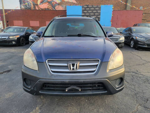 2005 Honda CR-V for sale at The Bengal Auto Sales LLC in Hamtramck MI