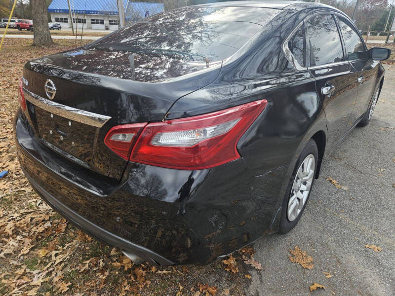 2018 Nissan Altima S photo 7