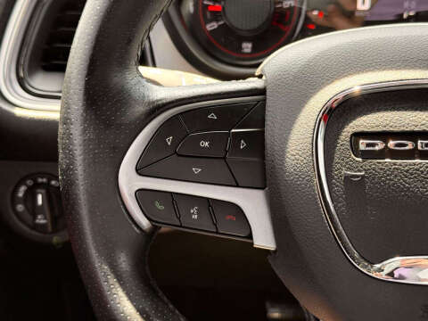 2019 Dodge Challenger SXT