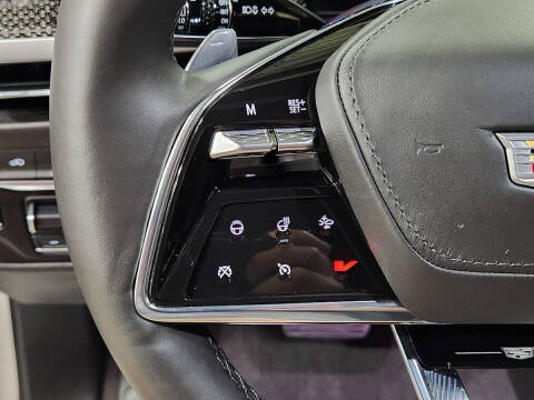 2025 Cadillac Escalade-V