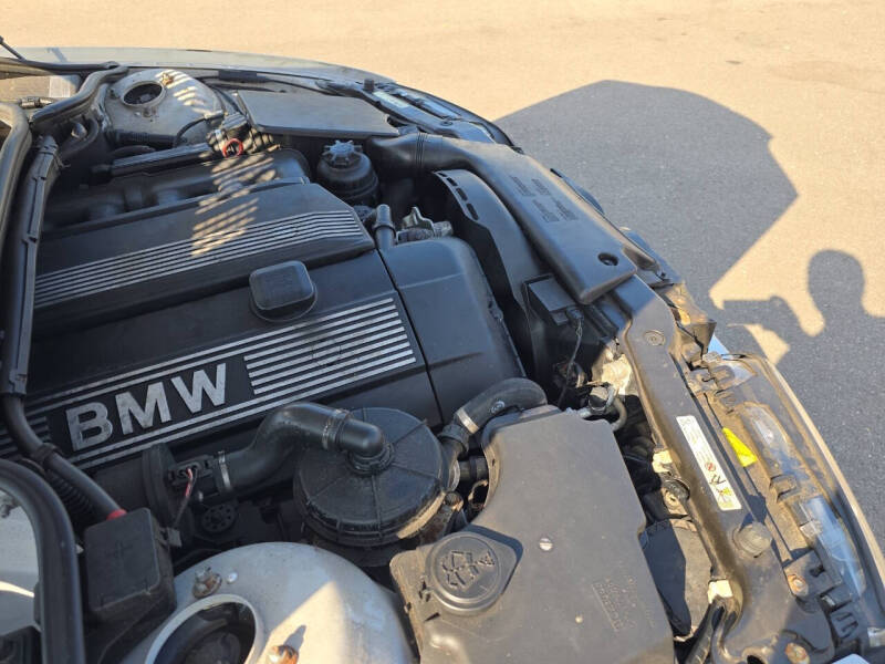 2005 BMW 3 Series 325Ci