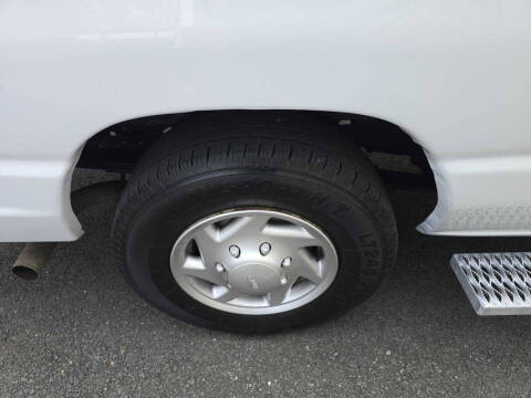 2012 Ford E-Series E-250