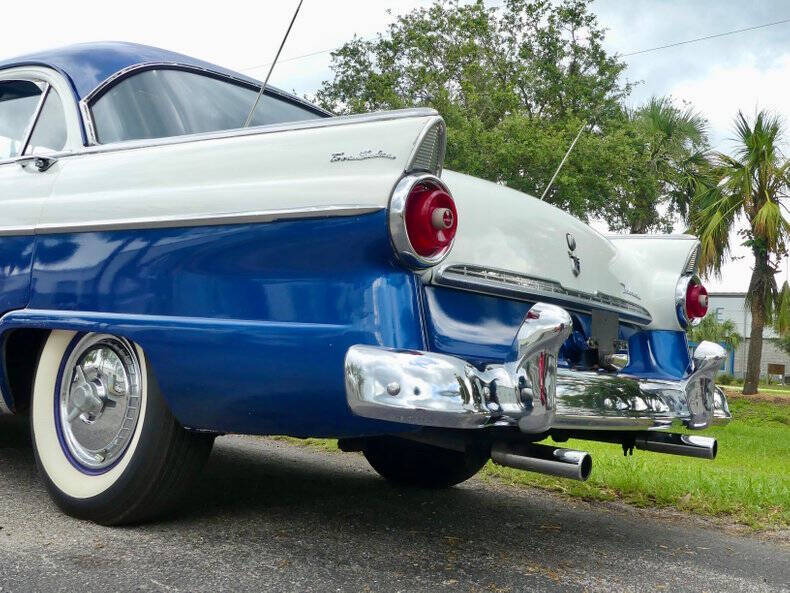 1955 Ford Fairlane