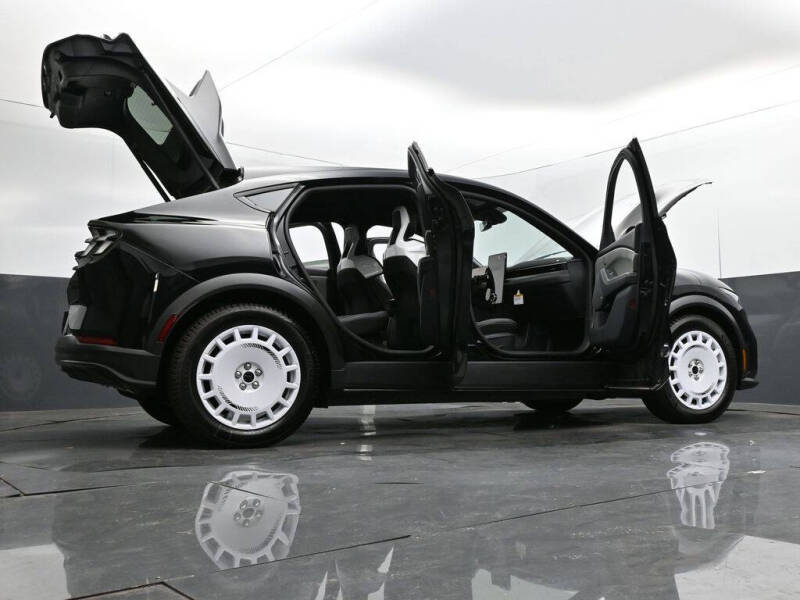 2025 Ford Mustang Mach-E GT