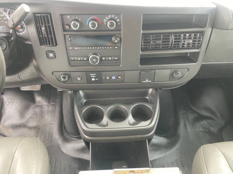 2023 Chevrolet Express 2500