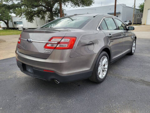 2013 Ford Taurus SEL