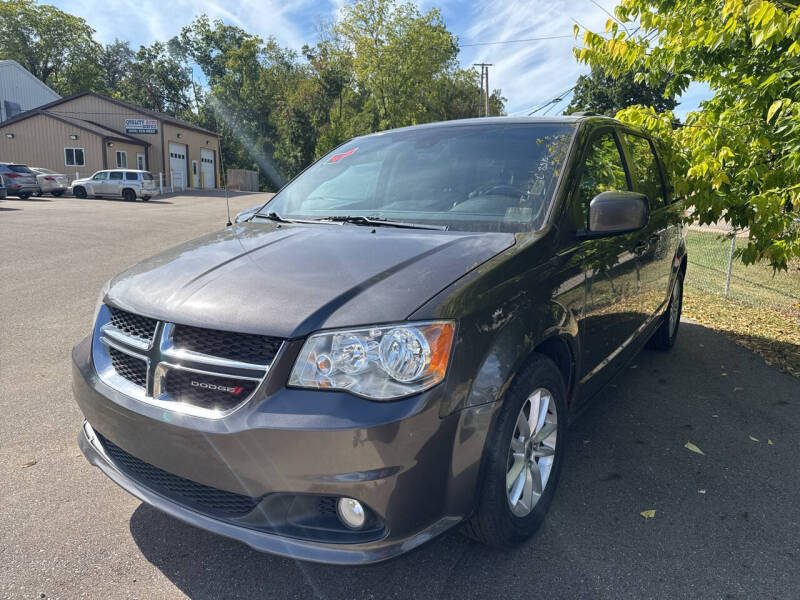 2019 Dodge Grand Caravan SXT's photo