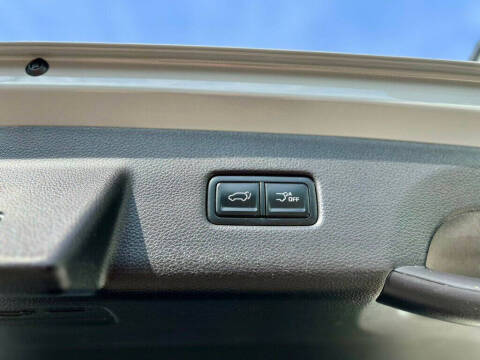 2025 Kia Carnival EX