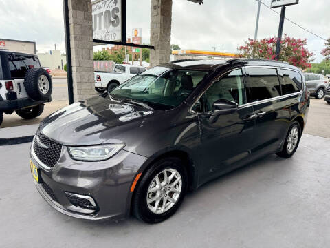 2022 Chrysler Pacifica Touring L
