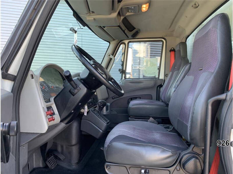 2013 International DuraStar 4300