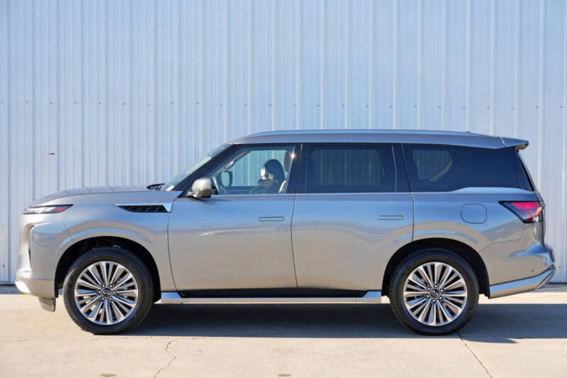 2025 Infiniti QX80 Sensory