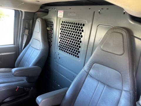2018 Chevrolet Express 2500