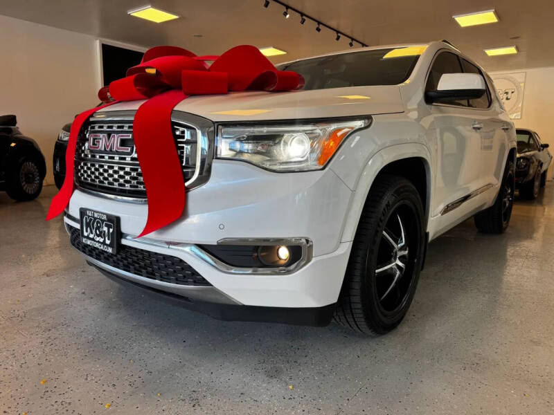 2017 GMC Acadia Denali