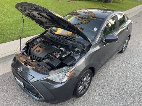 2019 Toyota Yaris XLE