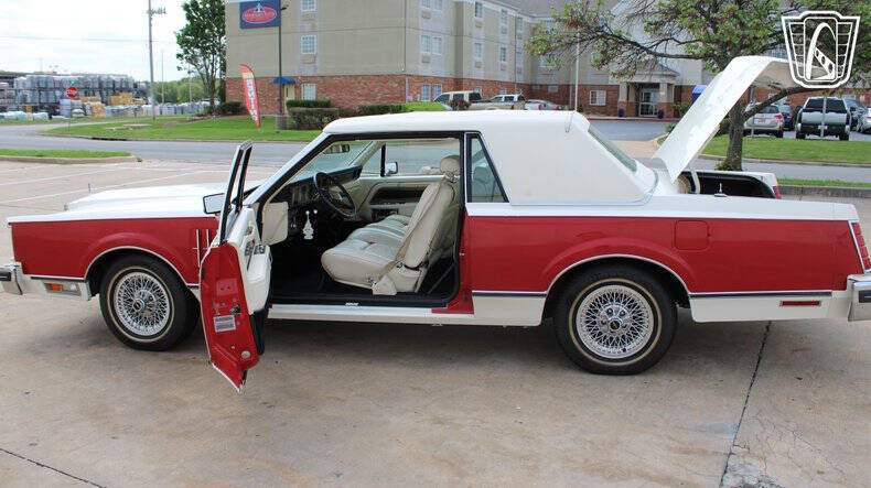 1982 Lincoln Mark VI