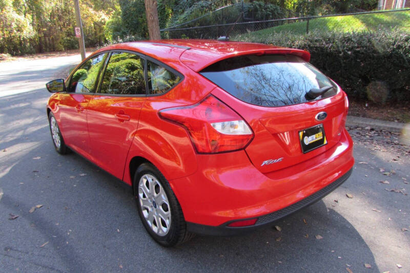 2012 Ford Focus SE photo 4