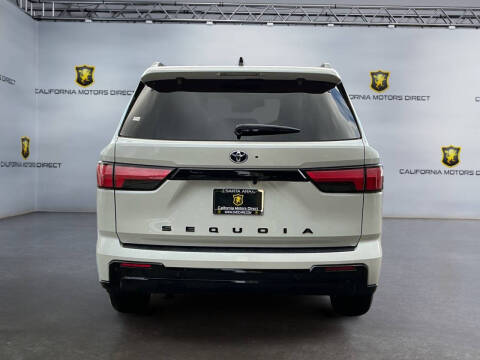 2023 Toyota Sequoia SR5