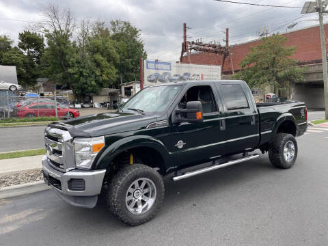 2015 Ford F-250 Super Duty for sale at MIKE'S AUTO in Orange NJ