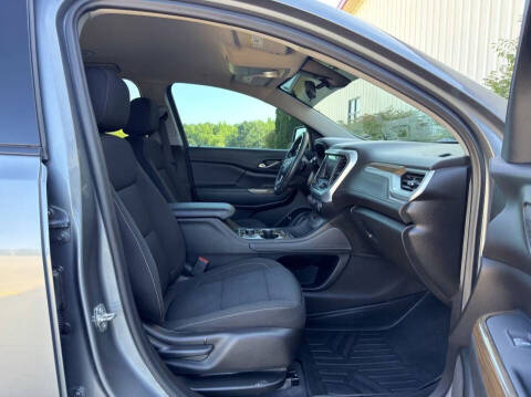 2022 GMC Acadia SLE