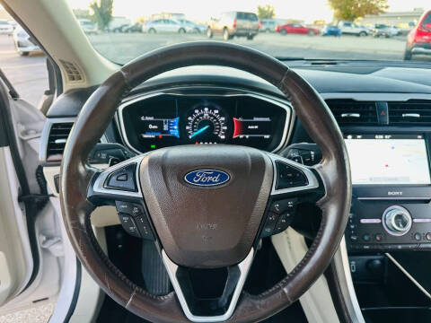 2017 Ford Fusion Platinum