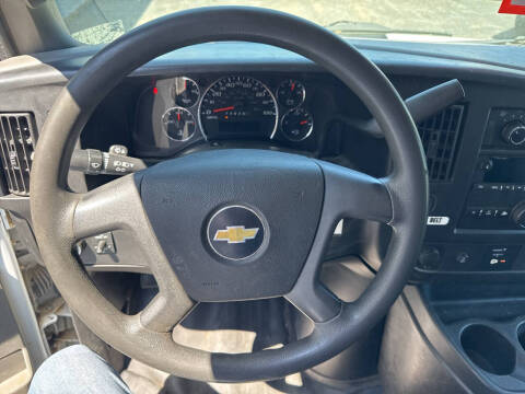 2017 Chevrolet Express 2500