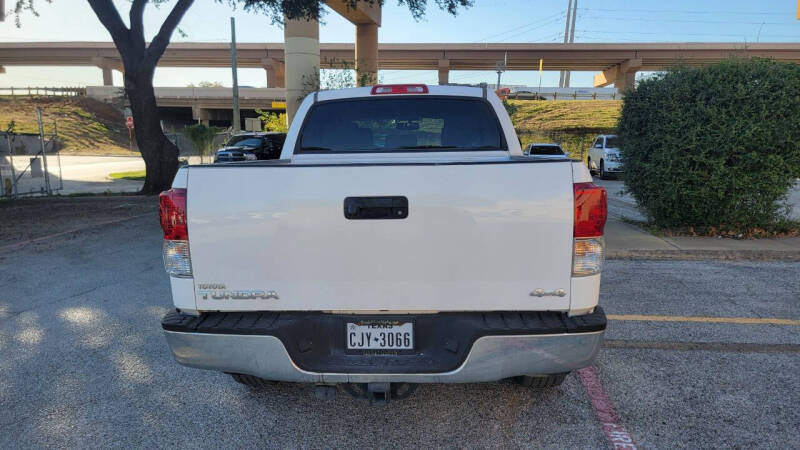 2012 Toyota Tundra Grade