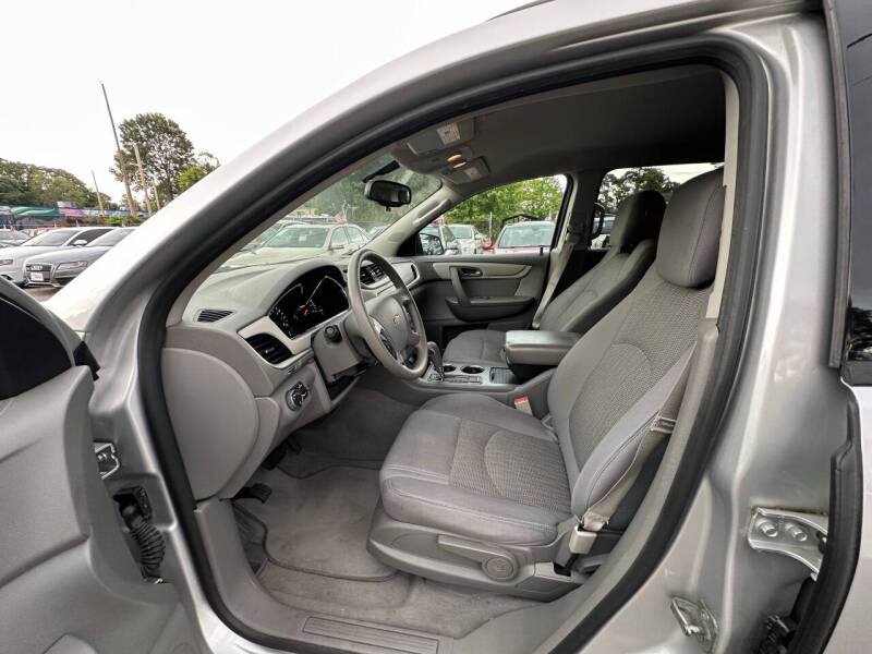 2013 Chevrolet Traverse LS