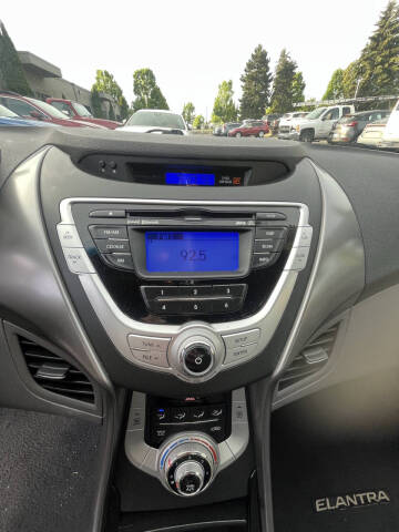 2011 Hyundai Elantra GLS