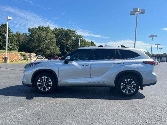 2023 Toyota Highlander 7