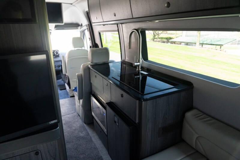 2022 Mercedes-Benz Sprinter Cargo Van Base photo 28