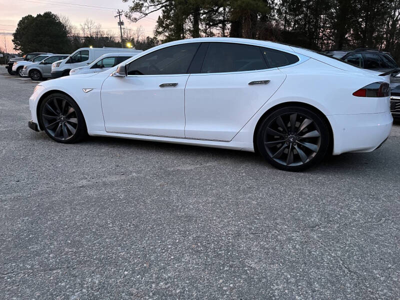 2016 Tesla Model S's photo