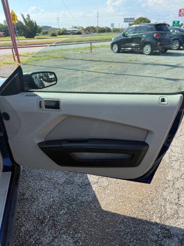 2011 Ford Mustang V6