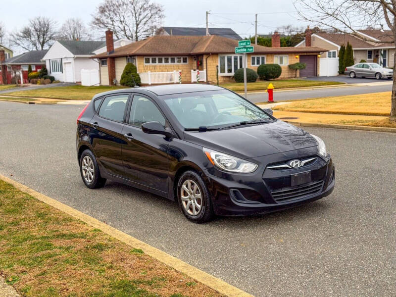 2012 Hyundai Accent GS
