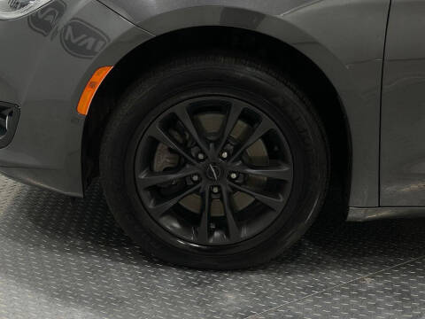 2020 Chrysler Pacifica Launch Edition