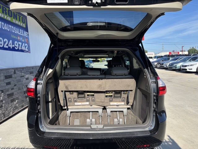 2017 Toyota Sienna