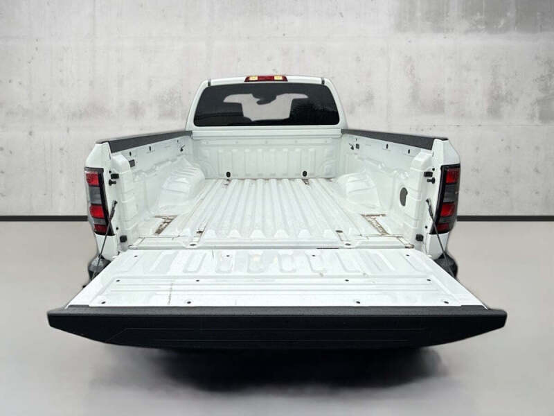 2023 Nissan Frontier S