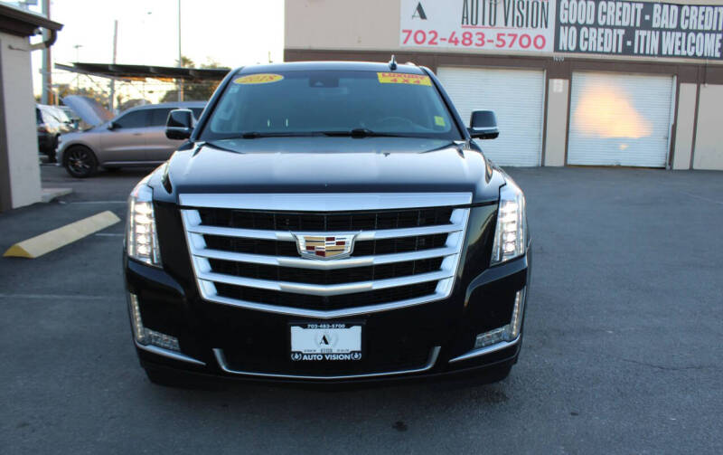 2018 Cadillac Escalade ESV Luxury