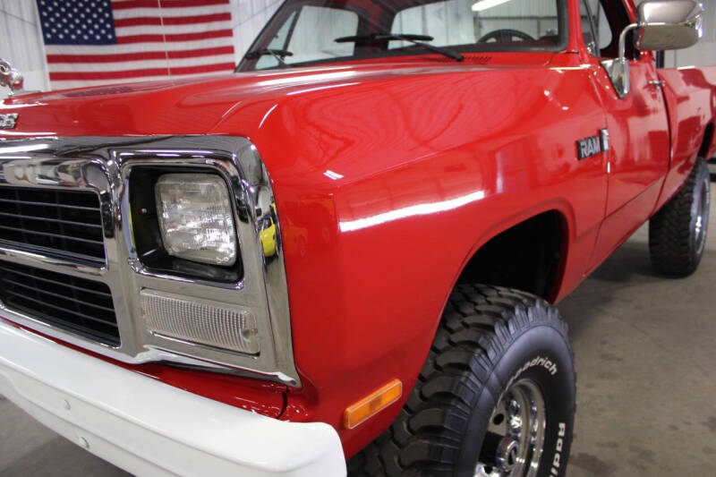 1989 Dodge D150 Pickup