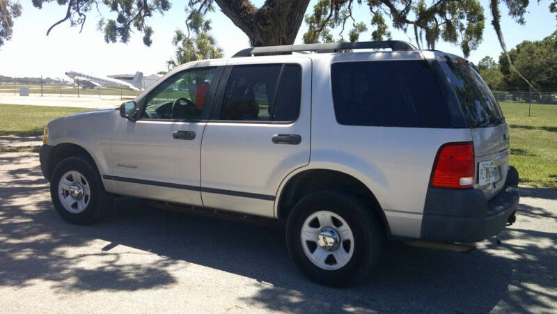 2005 Ford Explorer XLS