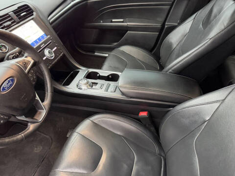 2020 Ford Fusion Titanium