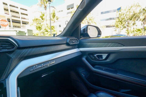 2019 Lamborghini Urus