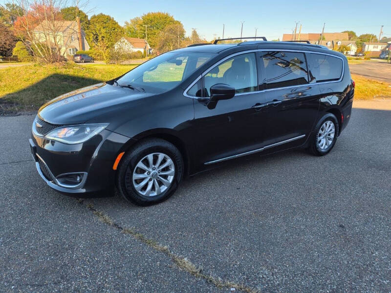 2018 Chrysler Pacifica Touring L