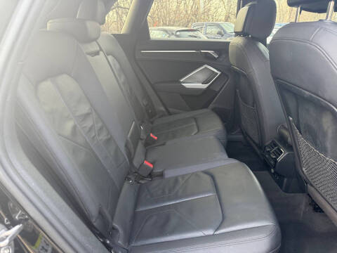 2020 Audi Q3 quattro Premium 45 TFSI