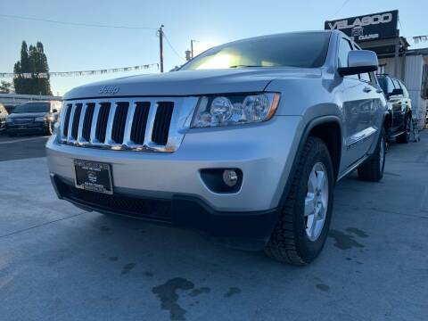 2011 Jeep Grand Cherokee for sale at Velascos Used Car Sales in Hermiston OR