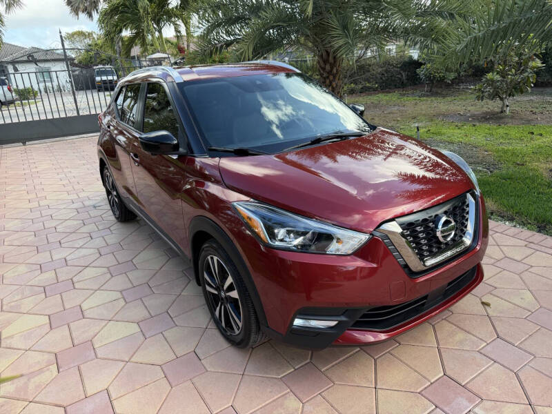 2020 Nissan Kicks SR