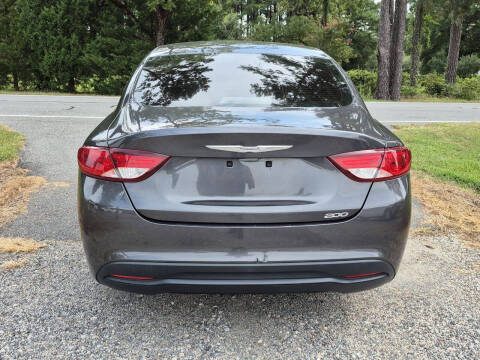 2016 Chrysler 200 LX